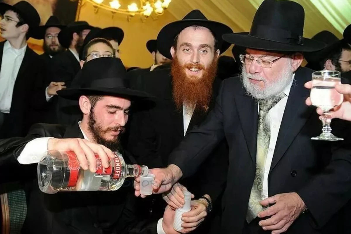 Израильская Правда. В Кнессете готовят отмену запрета на продажу алкоголя после 23:00: мешает религиозным семьям