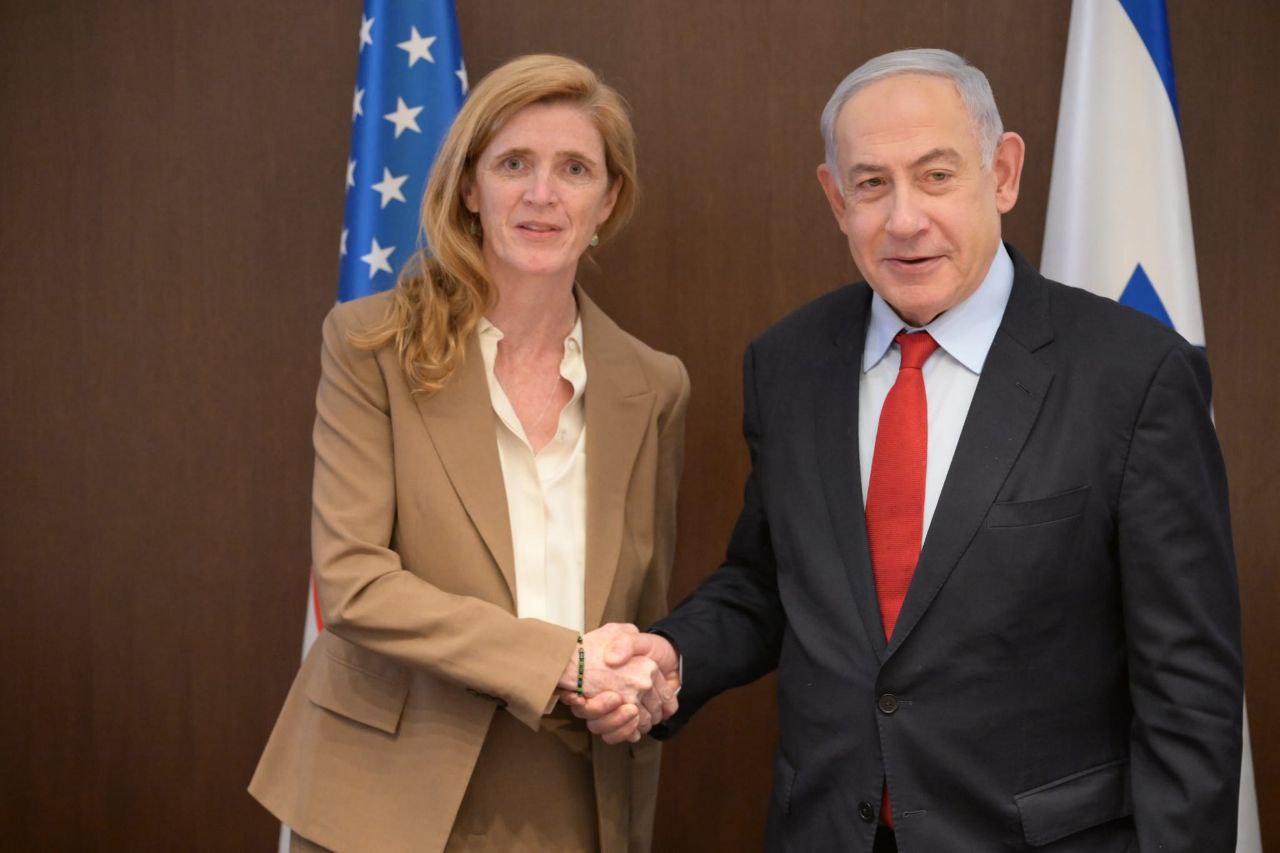 Израильская Правда. Биньямин Нетаниягу встретился в своей канцелярии в Иерусалиме с главным координатором ООН в секторе Газа по вопросам гуманитарной помощи и реконструкции Сигрид Кааг.