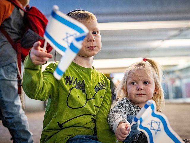 Израильская Правда. С 7 октября в Израиль прибыли около 13 тысяч репатриантов, 8300 из России