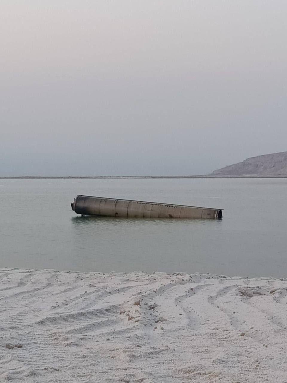 Израильская Правда. Остатки иранской ракеты в Мертвом море