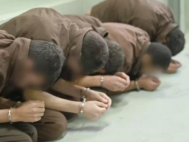 Израильская Правда — Начат перевод задержанных в Газе из «Сде-Тейман» в тюрьмы.