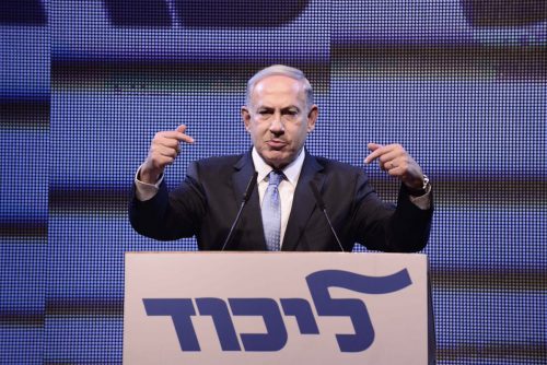 По результатам опроса 13-го канала, «Ликуд» получил бы 27 мест в Кнессете — на четыре больше по сравнению с предыдущим опросом.